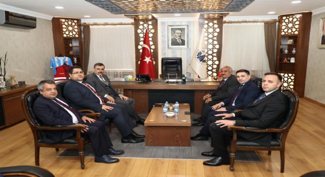  Aziziye Belediyesi Vali Çiftçi'yi ağırladı